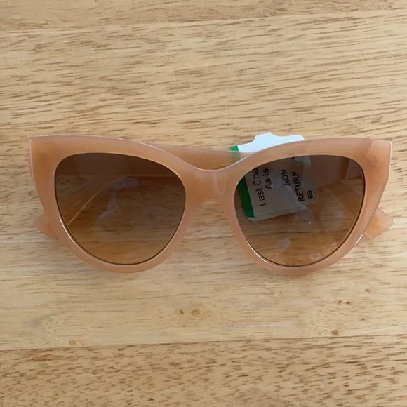 BP Nordstrom | Accessories | Clearancefashion Sunglasses By  display picture 3